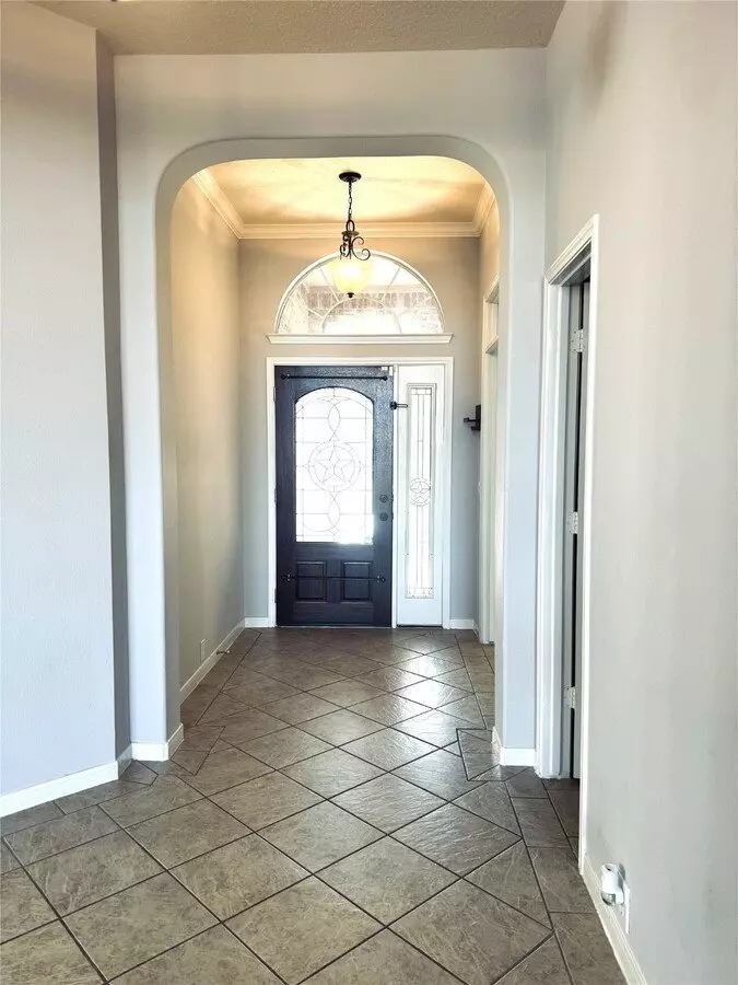 2910 Sandleigh Drive, Spring, TX 77388 photo 3