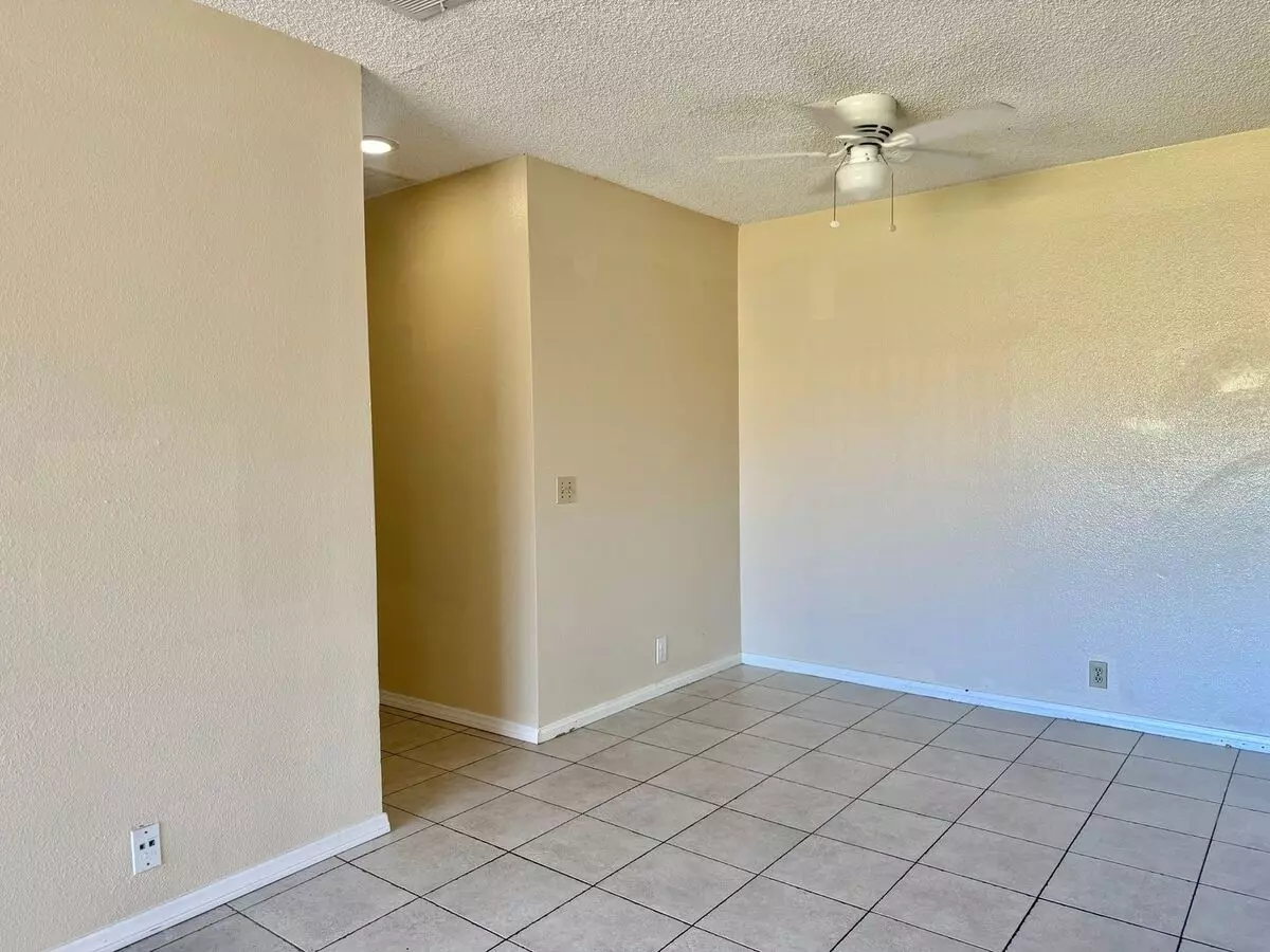 3917 Spring Dr Spring Valley, CA 91977 photo 3