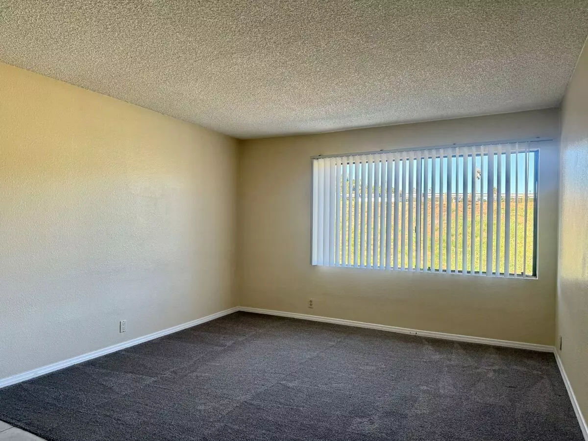 3917 Spring Dr Spring Valley, CA 91977 photo 2