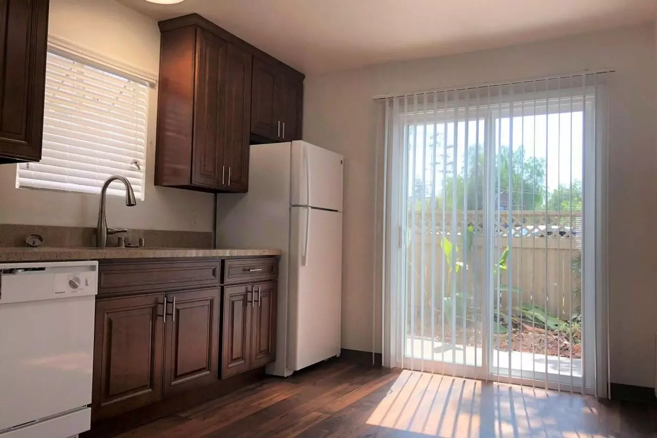 Lamar Garden Townhomes photo 3