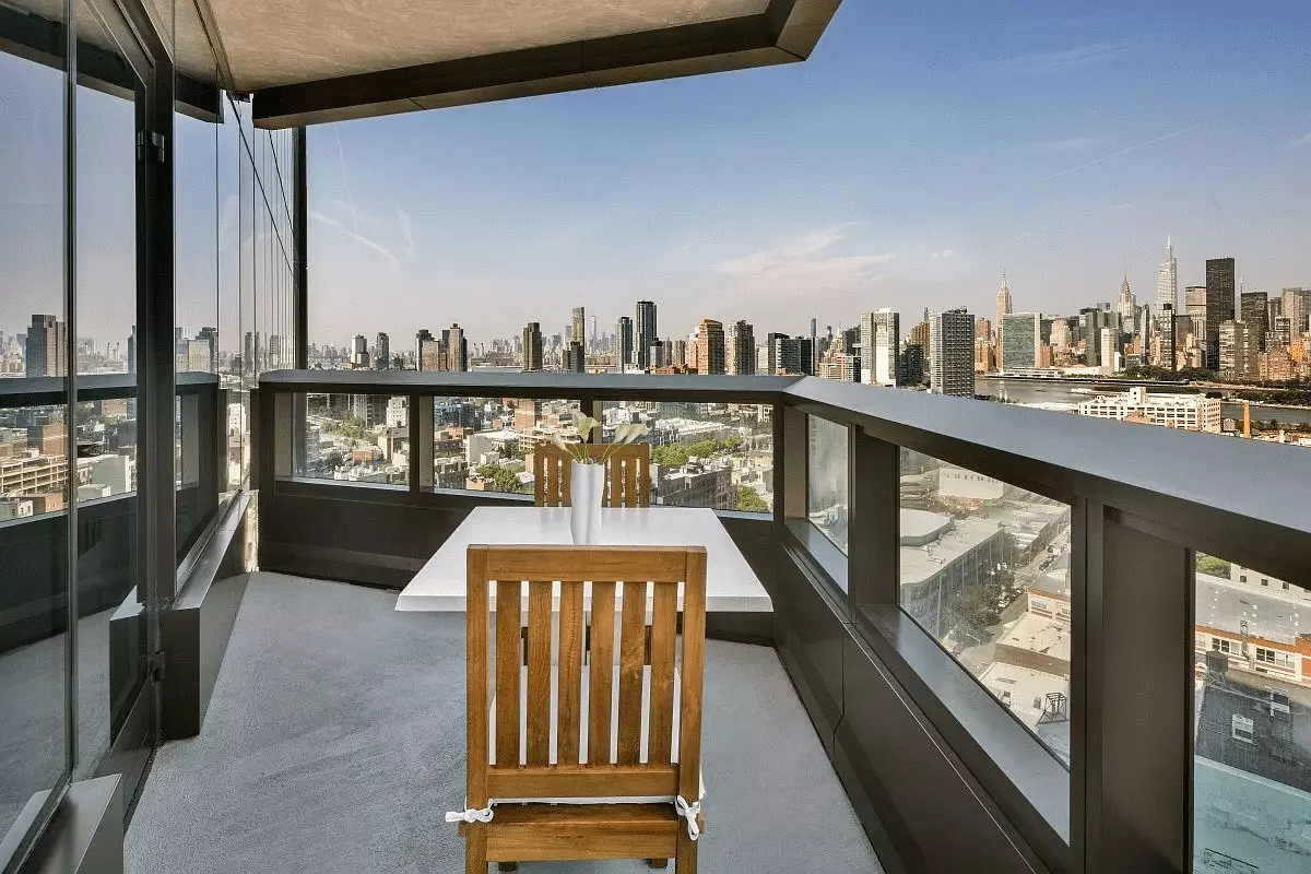 Brand New One Bedroom One Bathroom With Balcony Available Now photo 3