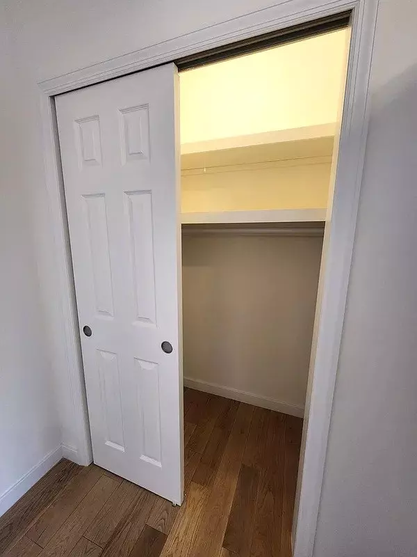 Lovely 1 Bedroom Apartment photo 3