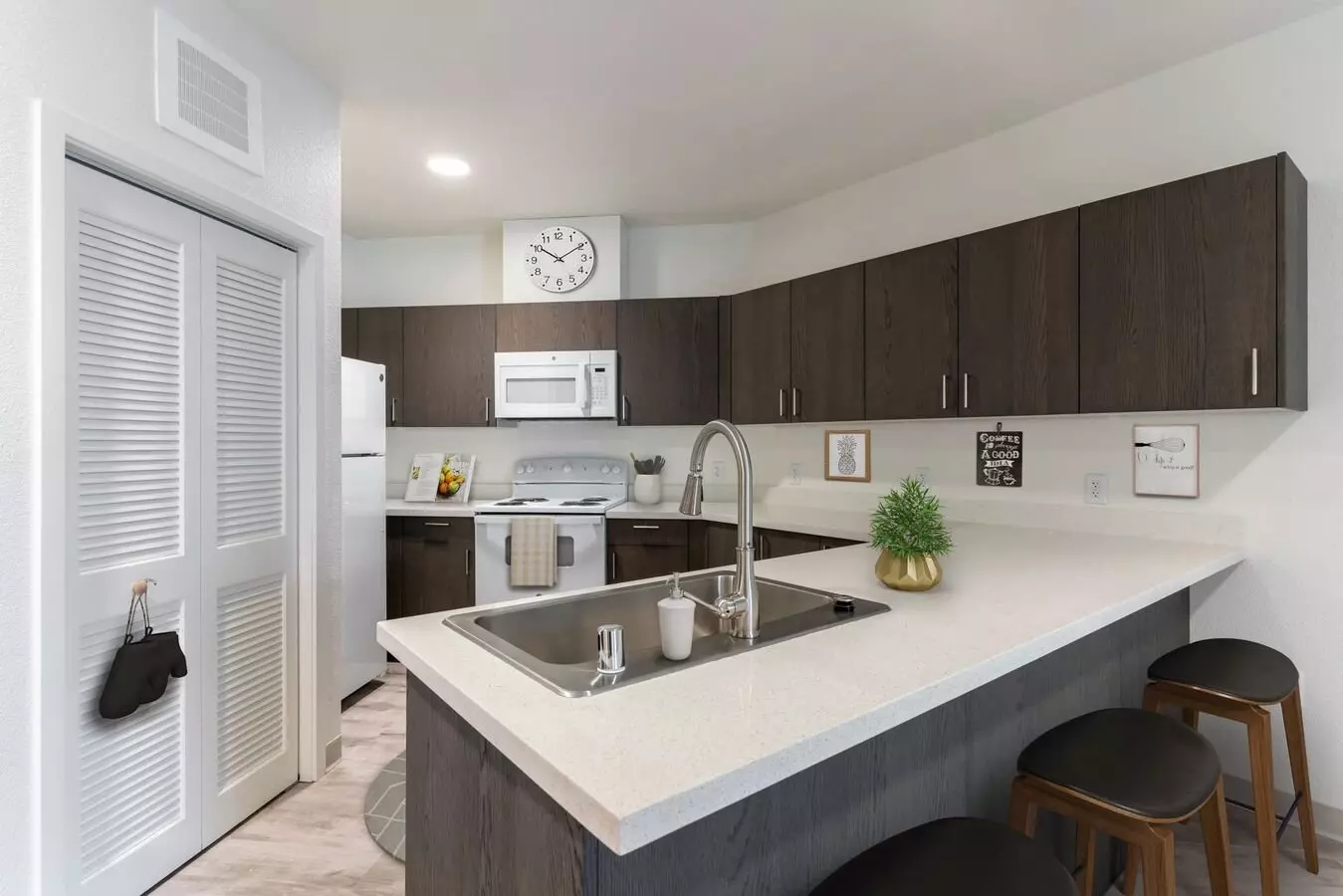 The Lawler Apartment Homes photo 4