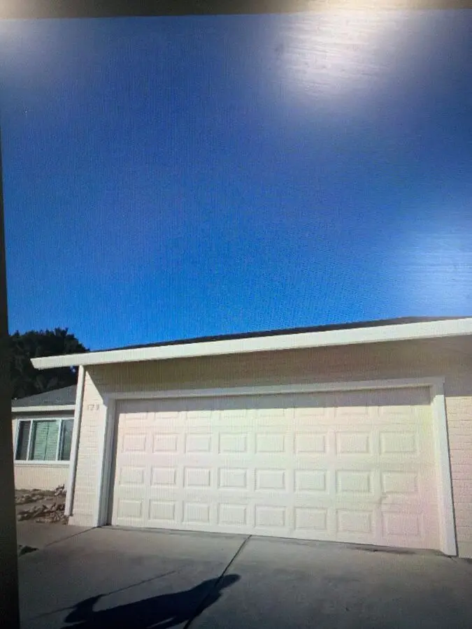 Updated 3 Bedroom Home photo 2