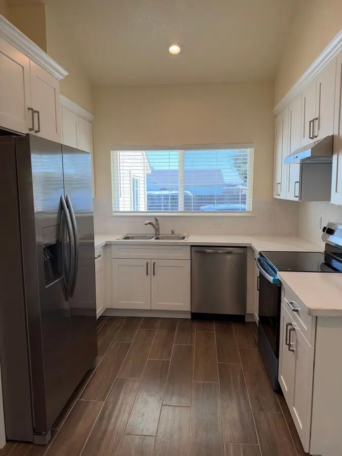 Updated 3 Bedroom Home photo 5