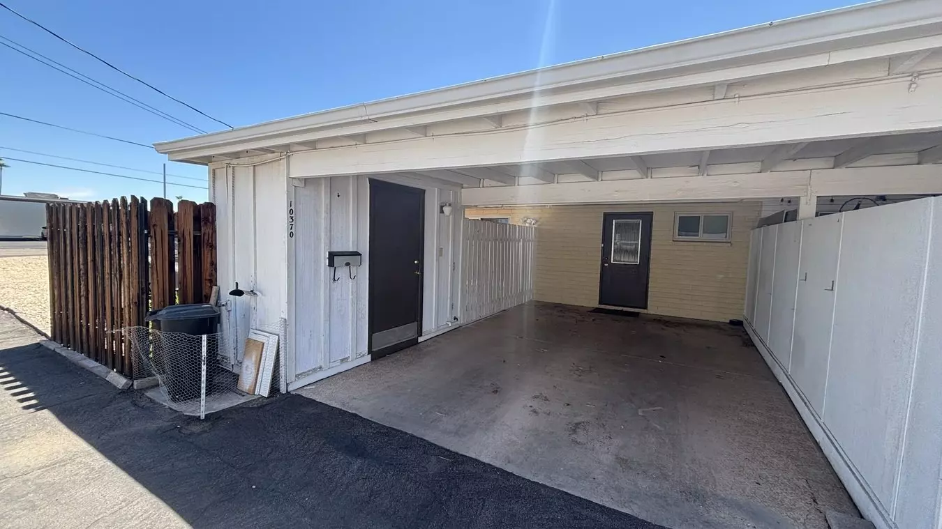 10370 W Oakmont Dr photo 3
