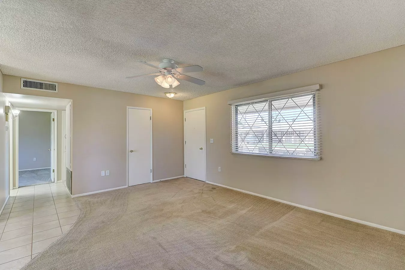 10645 W SARATOGA Circle photo 5