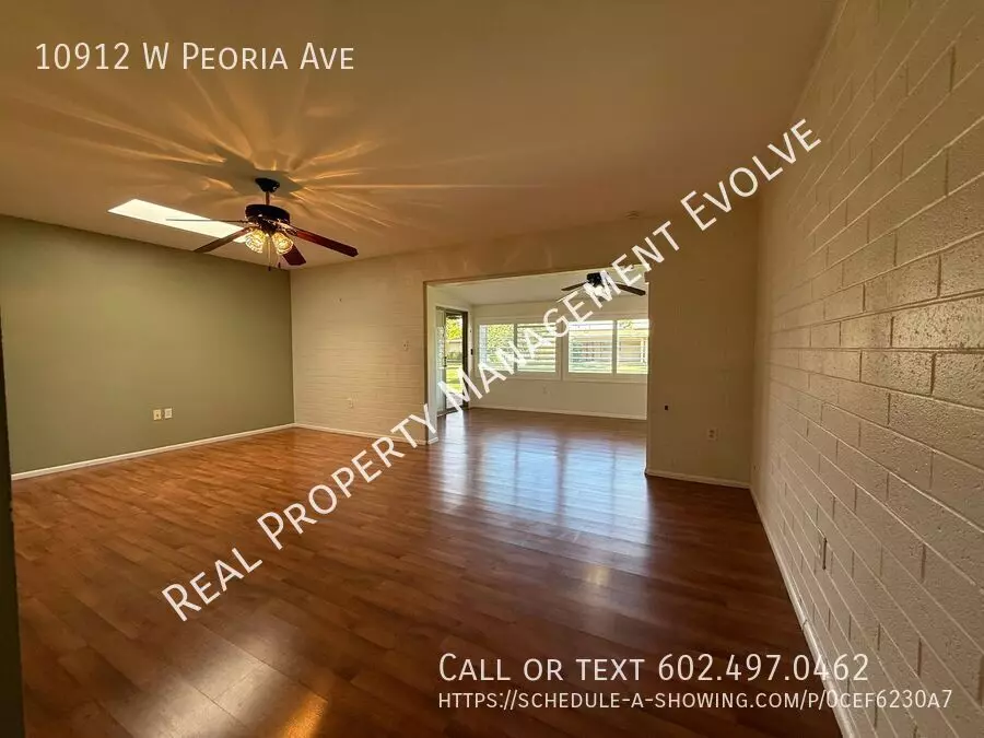 10912 West Peoria Avenue, Sun City, AZ 85351 photo 4