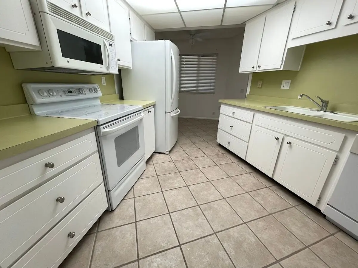 Wonderful Adult Community. Spacious 2 Bedroom, 2 Bath Home photo 5
