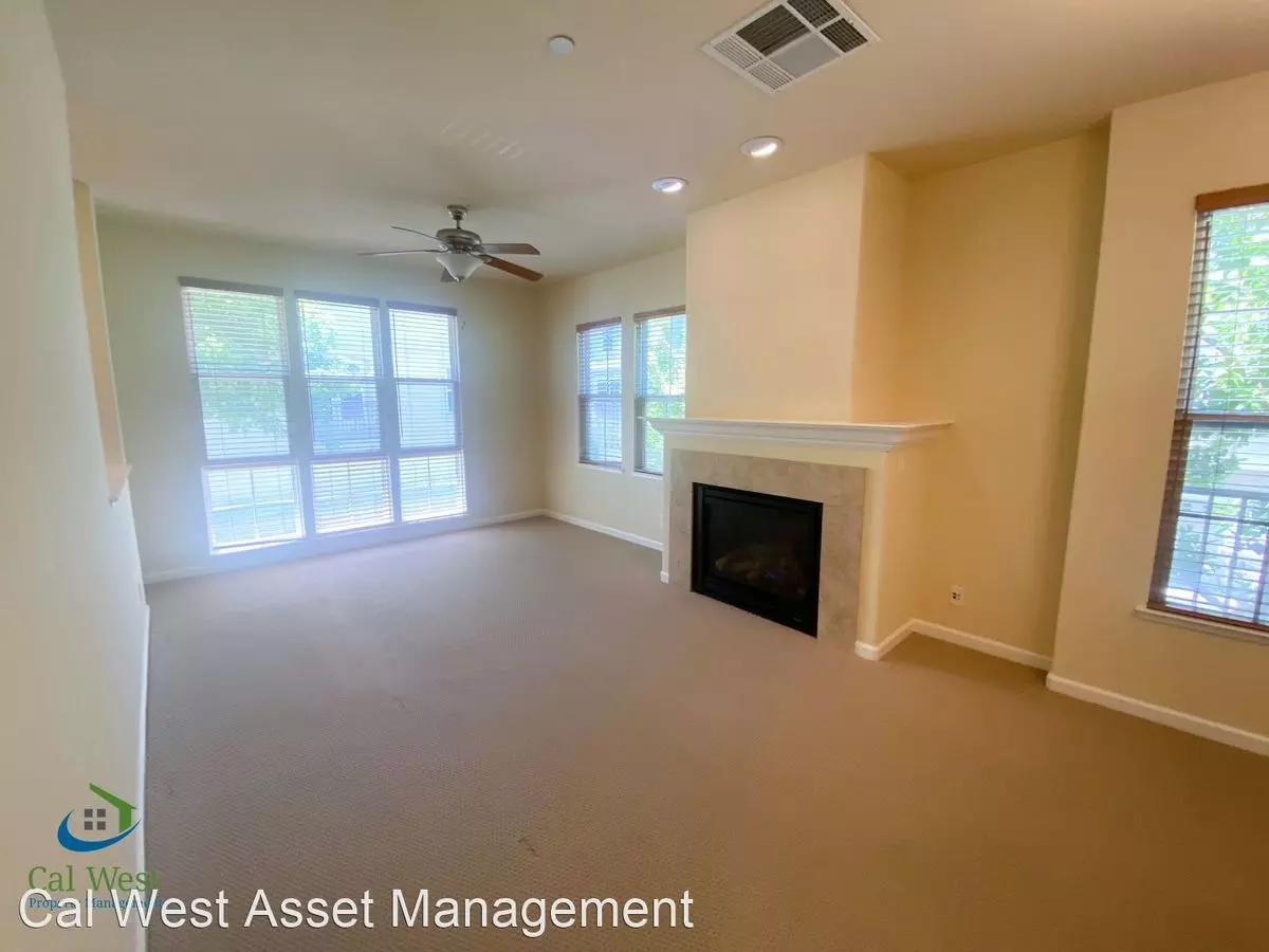 1042 Linz Terrace, Sunnyvale, CA 94089 photo 5