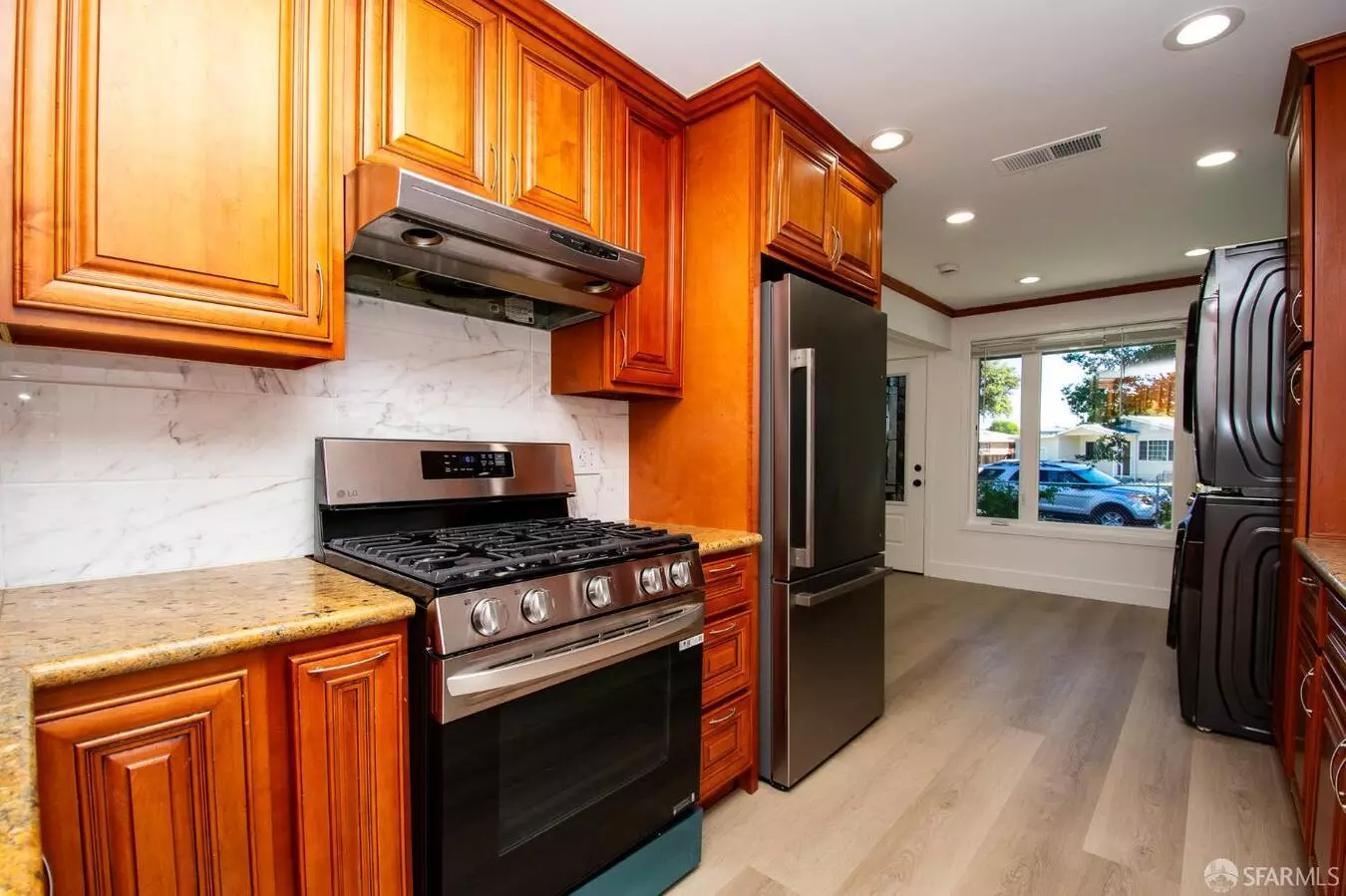 1099 Bradford Drive, Sunnyvale, CA 94089 photo 2