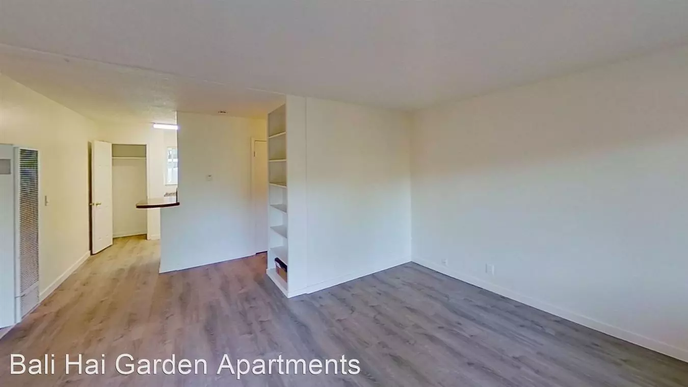 Bali Hai Garden Apartments photo 3