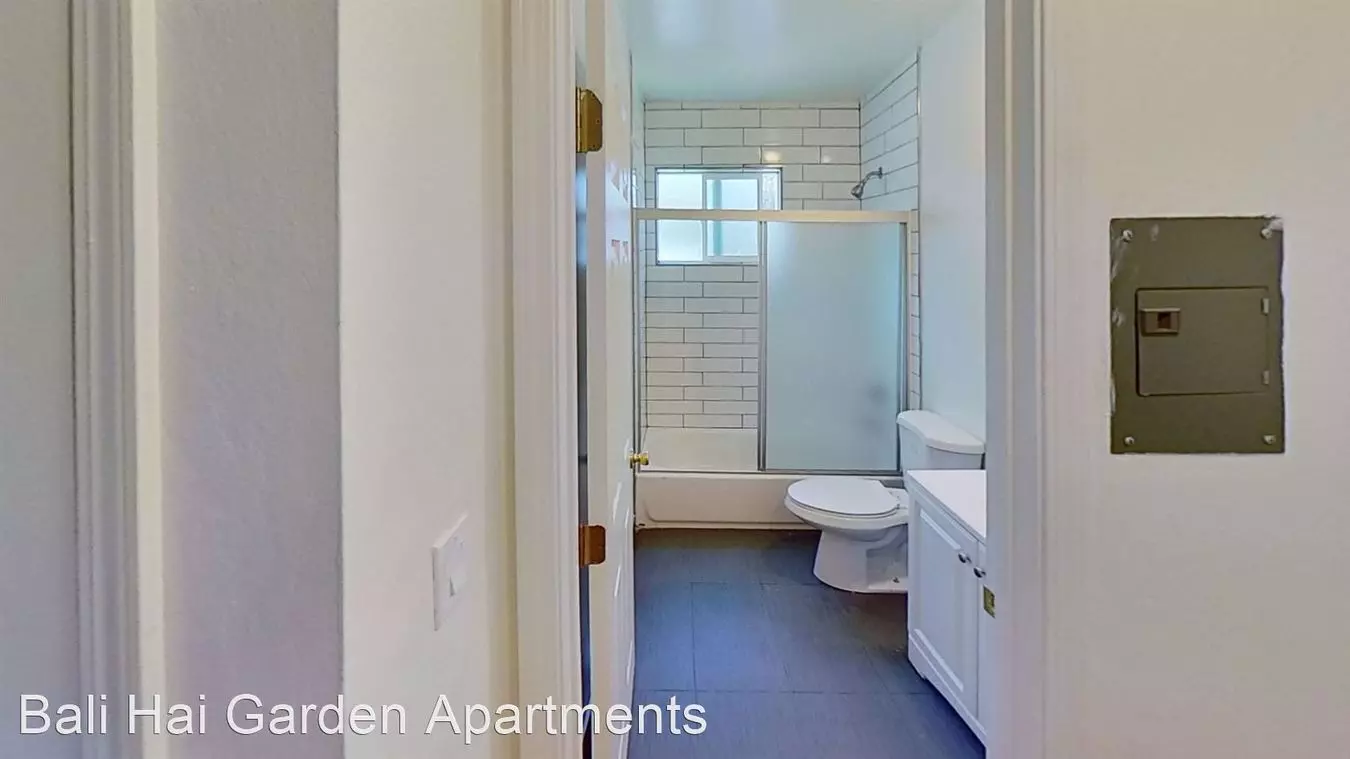Bali Hai Garden Apartments photo 5