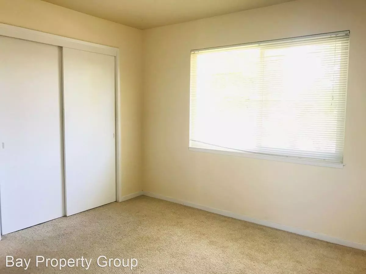 1273-1279 Parkington photo 3