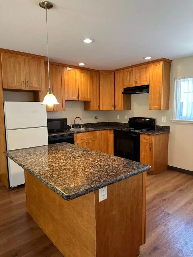 1698 Ontario Drive, Sunnyvale, CA 94087 photo 2