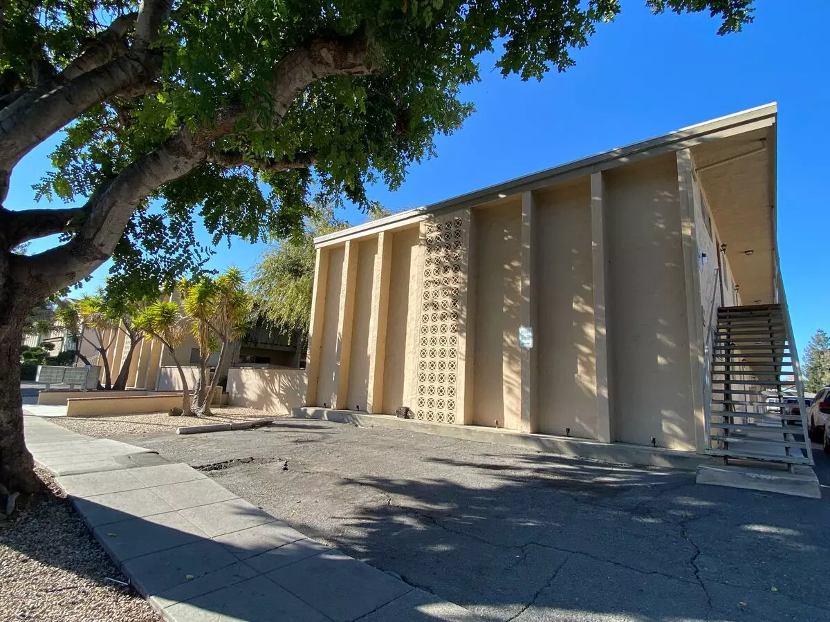 435 Acalanes Dr Sunnyvale, CA 94086 photo 3