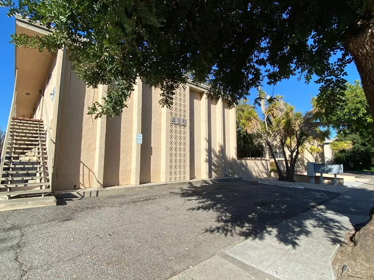 435 Acalanes Dr Sunnyvale, CA 94086