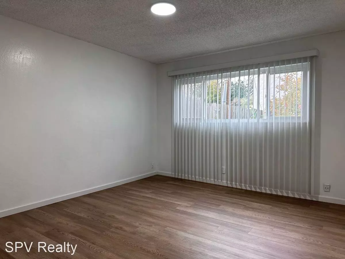 750 Calla Dr photo 5