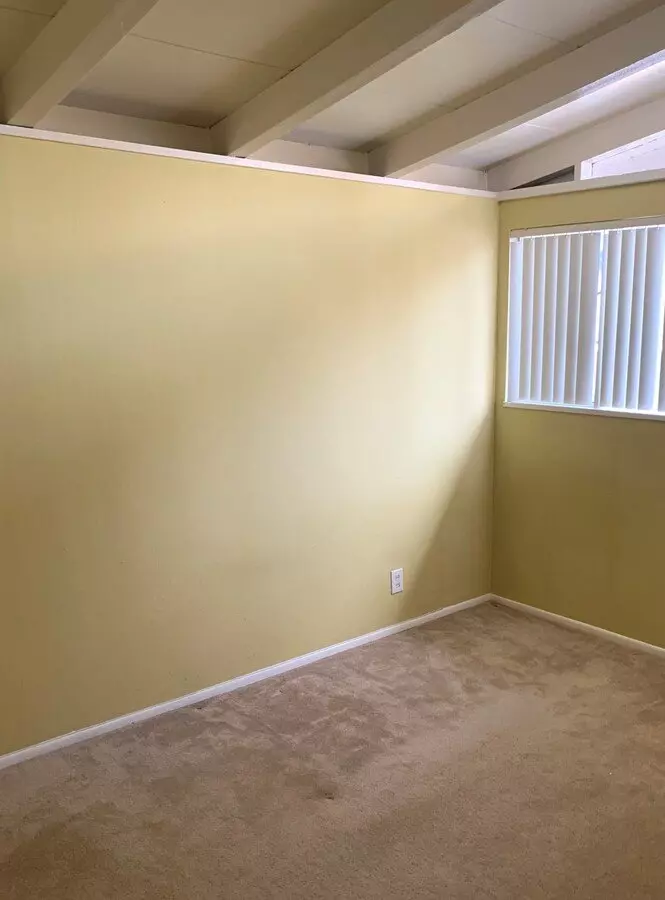 944 Bridgewood Way photo 4