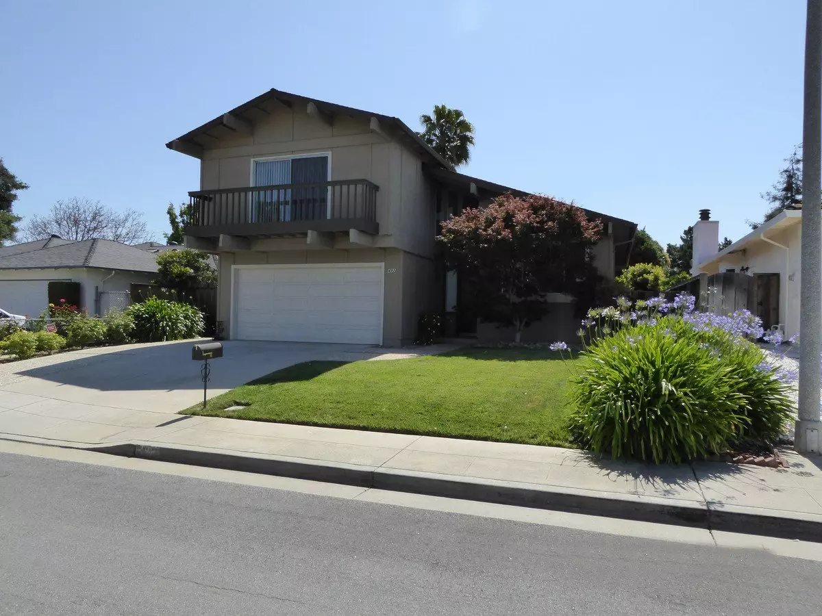 492 Nuestra Ave photo 2