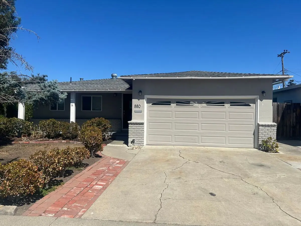 Beautifully Upgraded 3 Bed 2.5 Bath Sunnyvale Home. This Is A Must See! photo 2