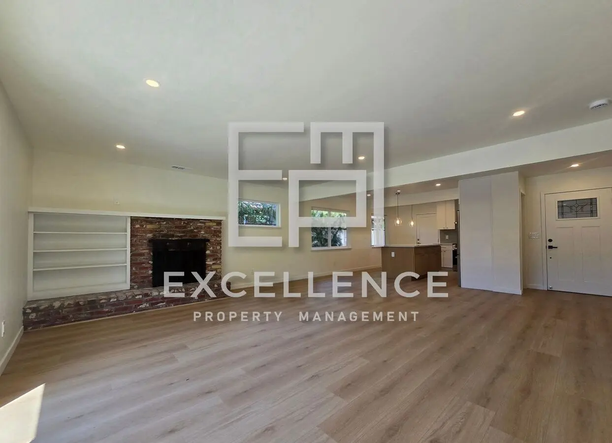 405 Leota Ave photo 5