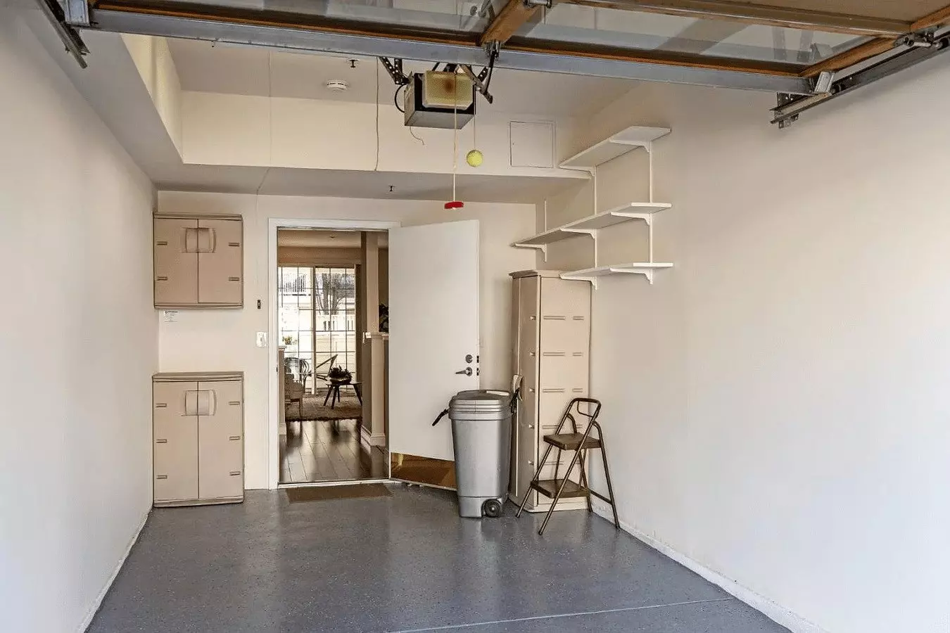 606 Arcadia Ter Unit 103 photo 2