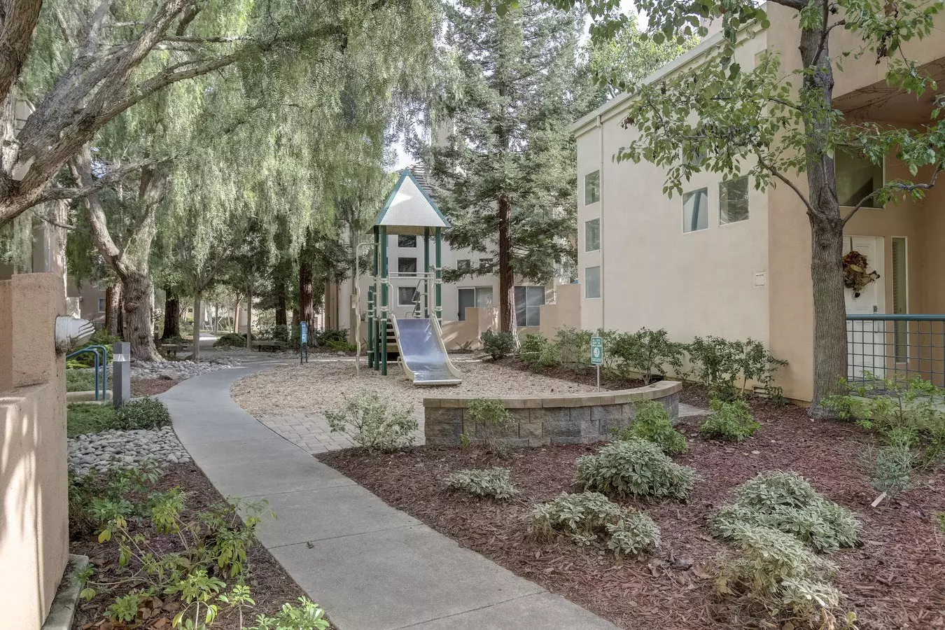 992 Alpine Terrace, Sunnyvale, CA 94086 photo 3