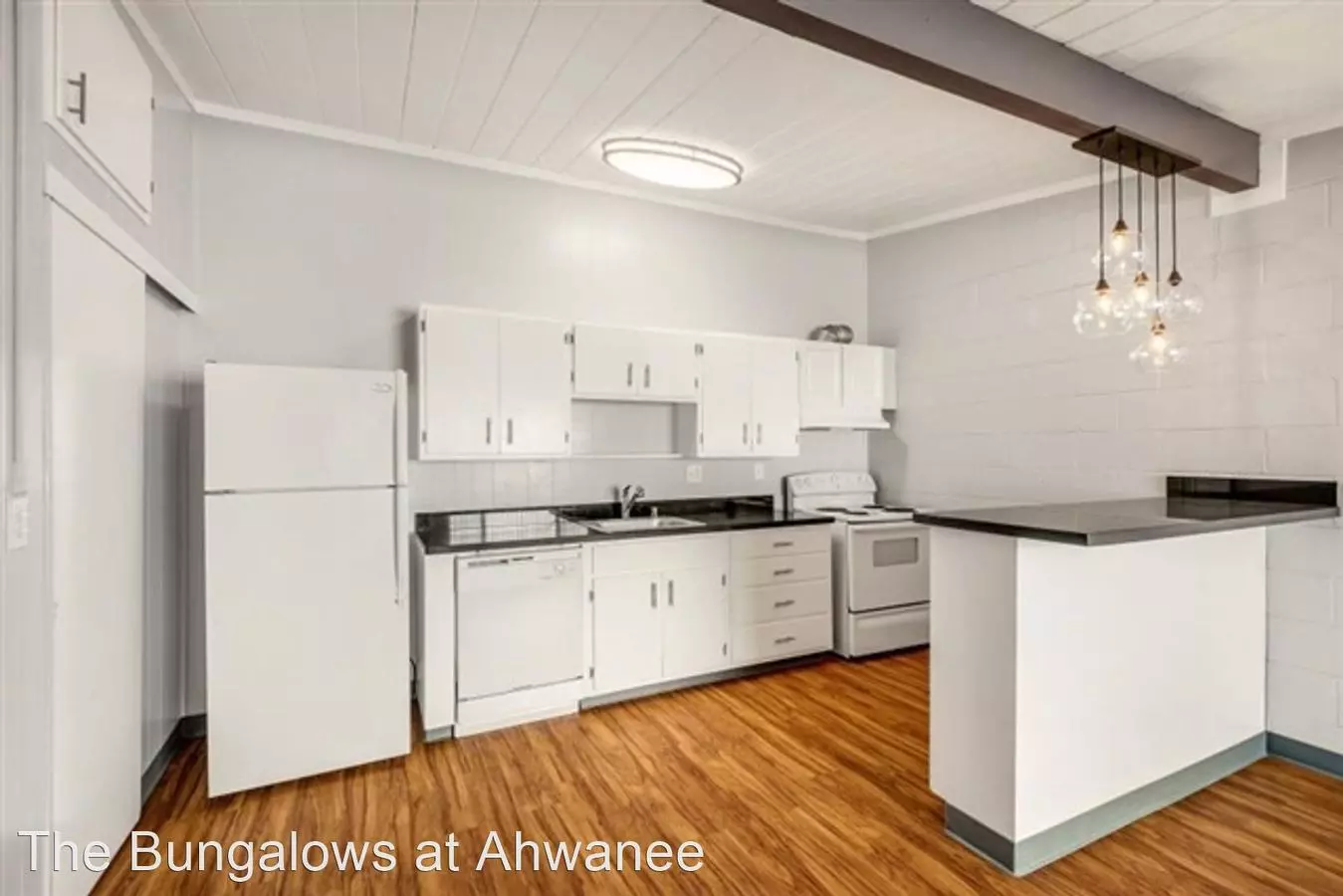 The Bungalows at Ahwanee photo 2