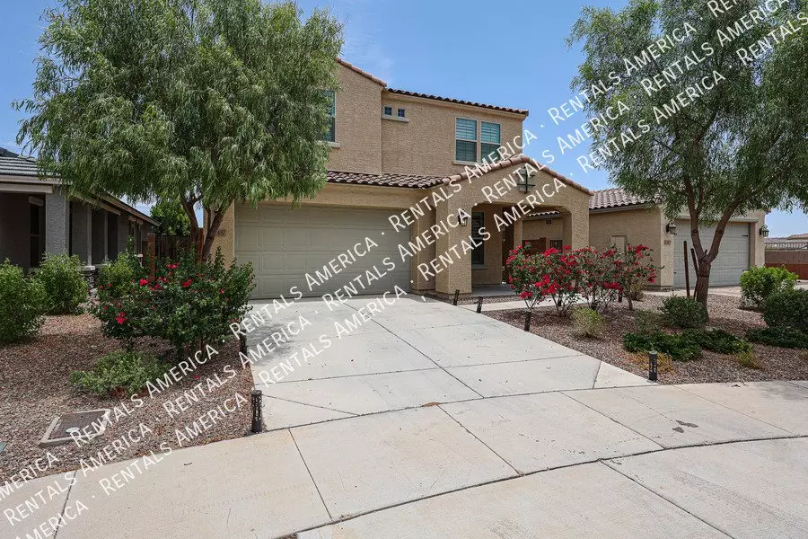 13487 N 174th Ave photo 5