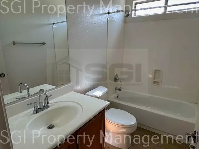 13653 W Crocus Dr photo 5