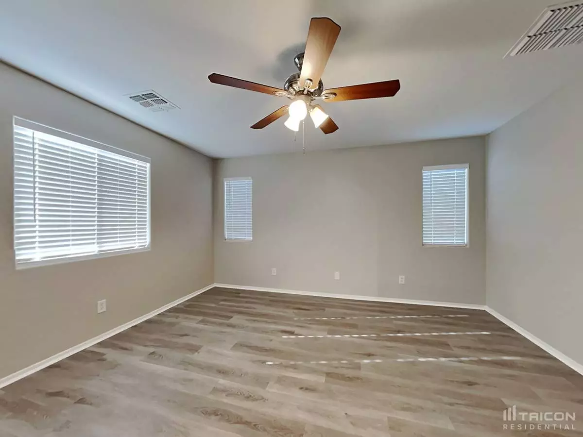 14184 Country Gables Drive Surprise Az photo 4