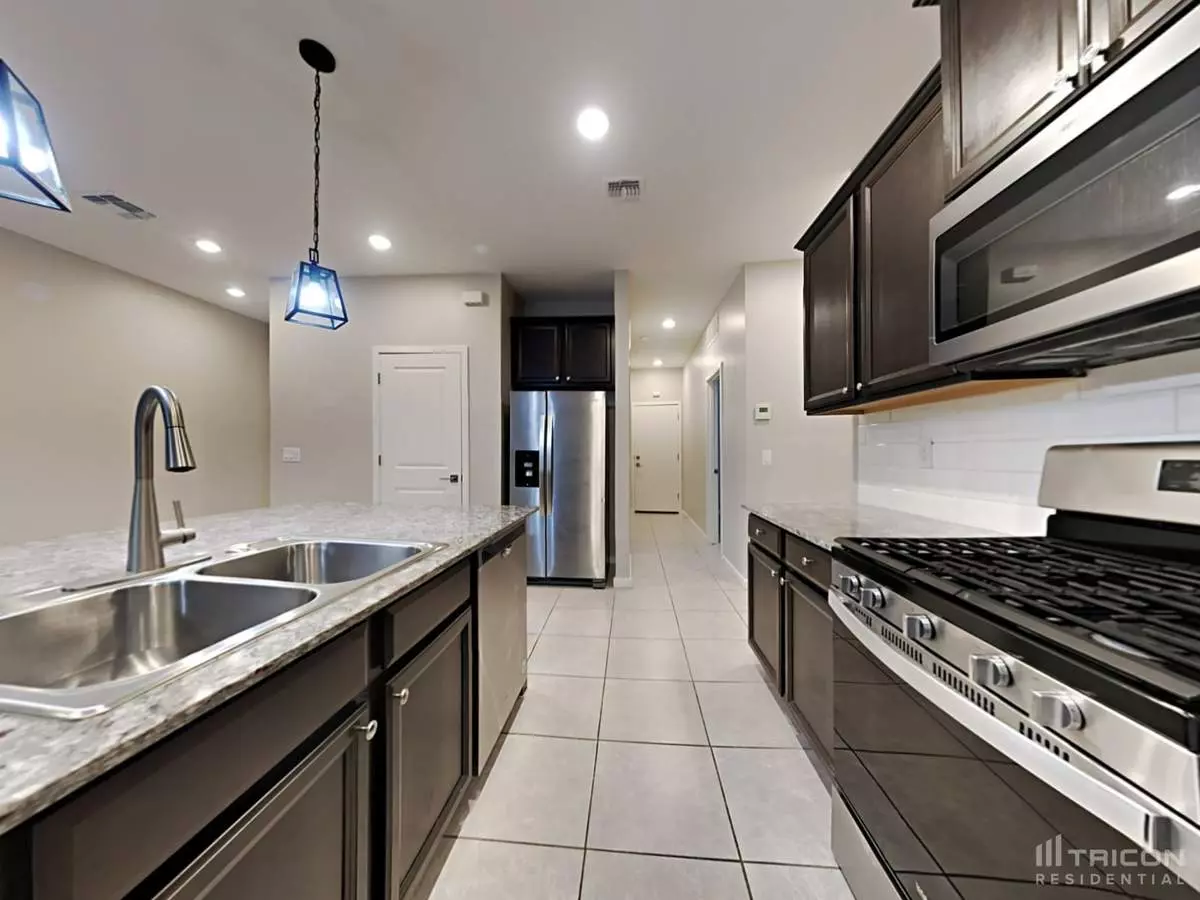14230 Voltaire Street Surprise Az photo 5