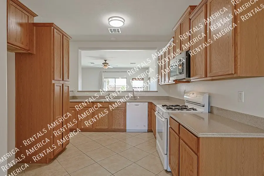 15289 W Desert Hills Dr