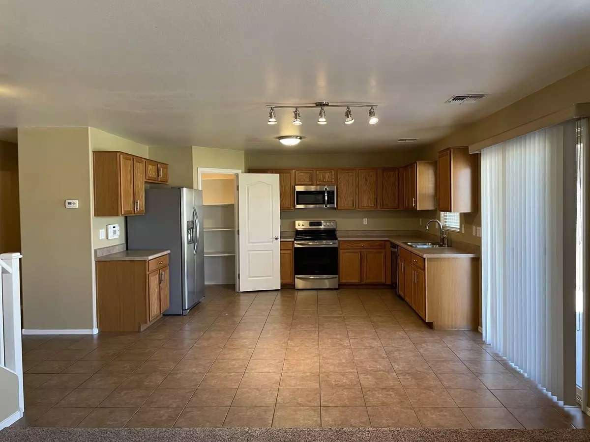 17706 W Maya Way photo 5