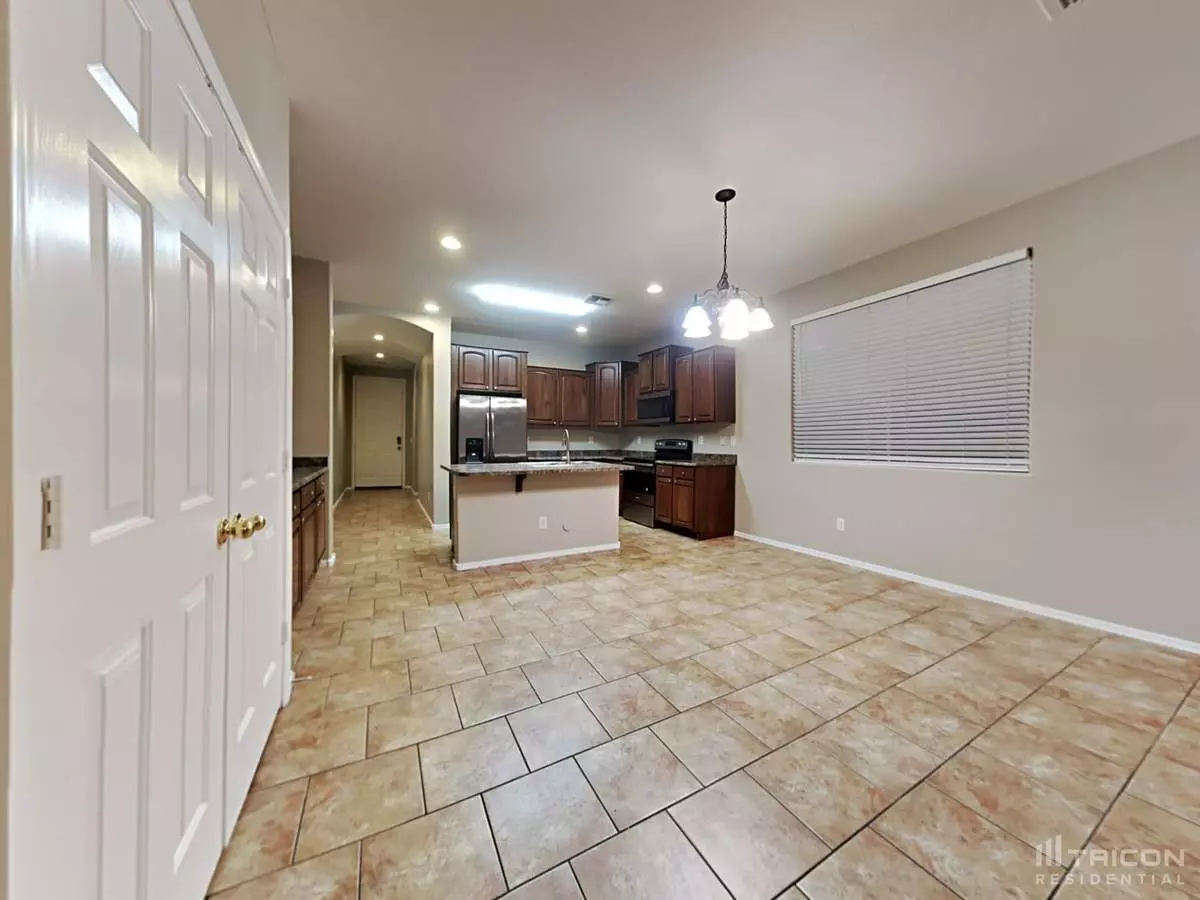 17792 Tasha Drive Surprise Az photo 2
