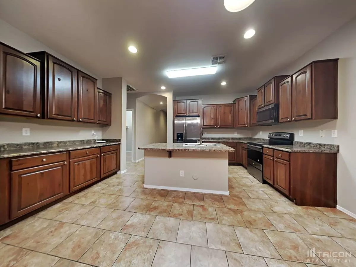17792 Tasha Drive Surprise Az photo 3
