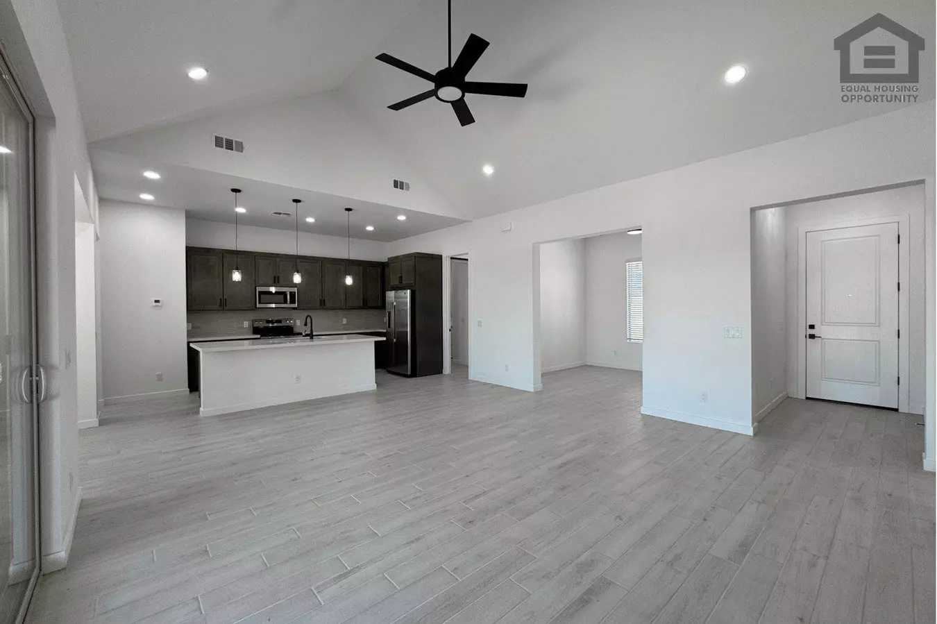 3Bed House In North Surprise! Brand New! Never Lived In! photo 5