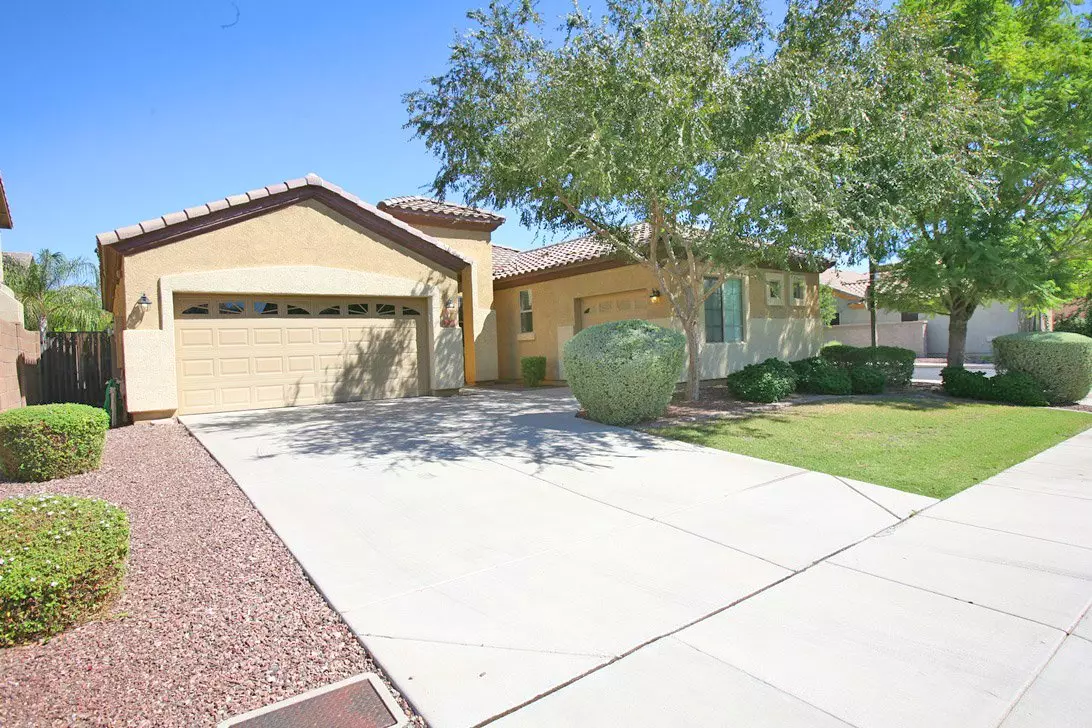 17610 W Ironwood St photo 2