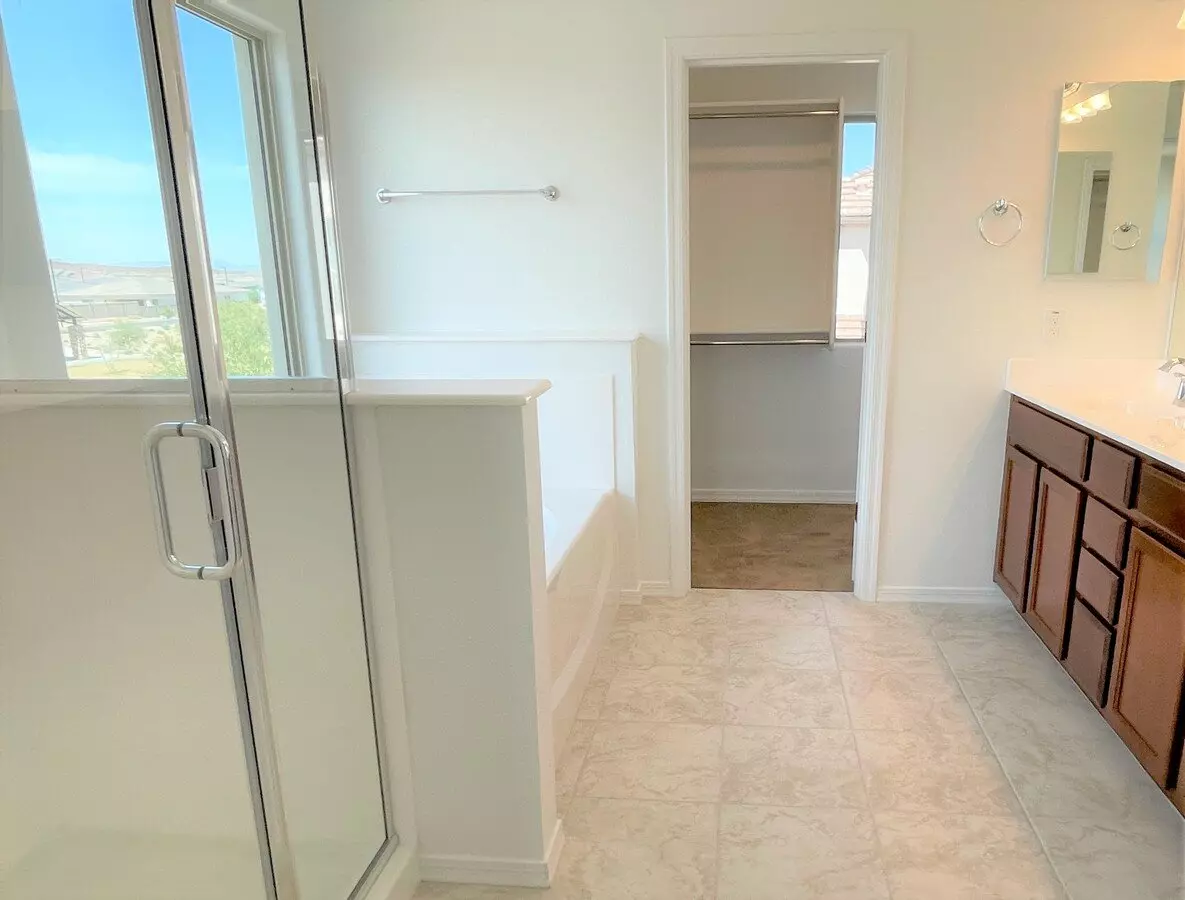 4Bd 2.5ba Brand New Surprise Home W/ Community Pool! photo 5