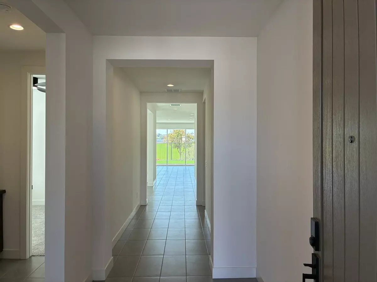 10862 N Brownsville Ln photo 3