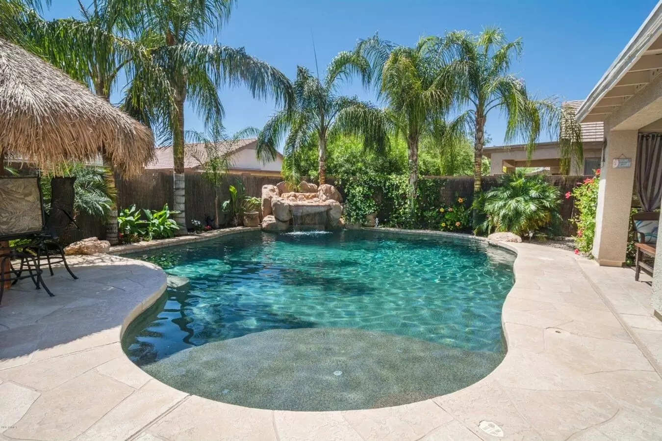 Incredible home in Bell West subdivision in Surprise photo 5