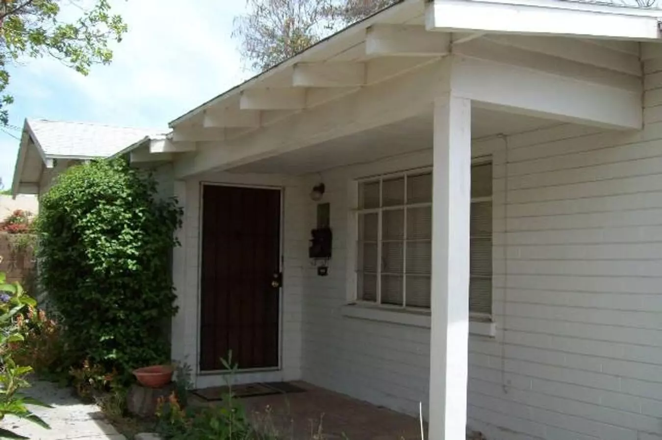 1409 S Mill photo 2