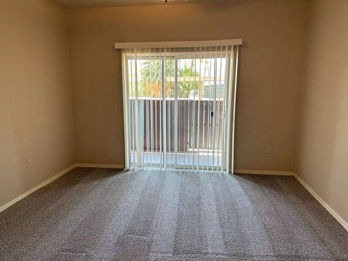 ***1st Months Rent Free** 2 Bedroom 2 Bath In The Heart Of The Asu Campus photo 5