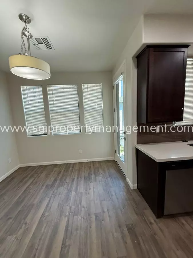 2090 South Dorsey Lane, Tempe, AZ 85282 photo 5