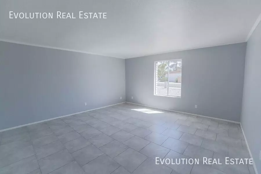 2110 South Shannon Drive, Tempe, AZ 85282 photo 5