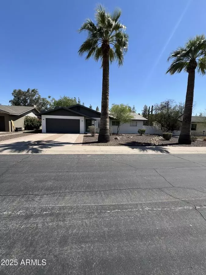 233 East Huntington Drive, Tempe, AZ 85282 photo 2