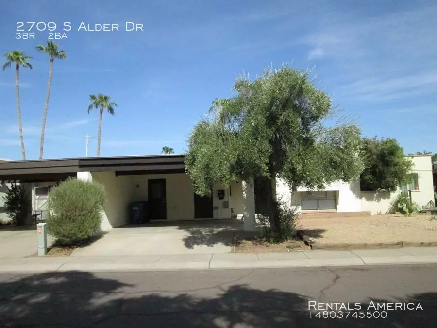 2709 S Alder Dr photo 2