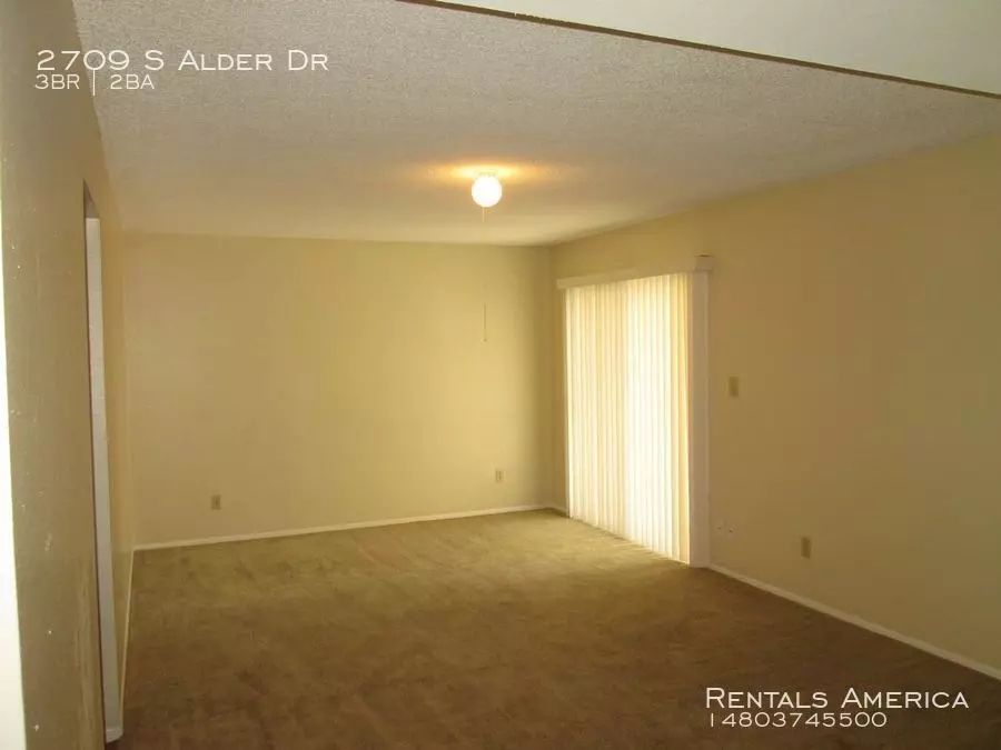 2709 S Alder Dr photo 5