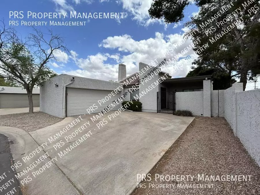 329 East Ambassador Drive, Tempe, AZ 85288 photo 2